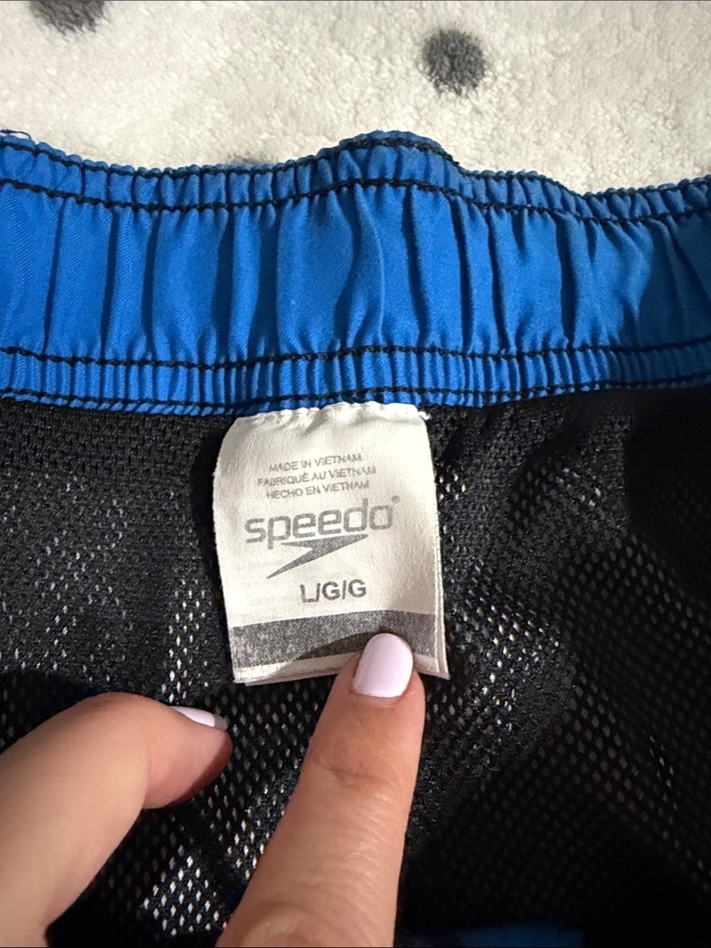 Men's Blue Tropical Print Swim Trunks - has wear - Picture 8 of 9